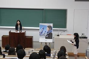 憧れの業界で働く卒業生スピーチ!