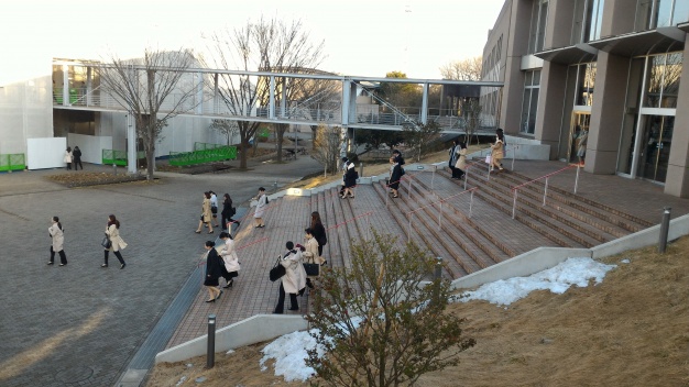 プロジェクトメンバー以外の学生も真剣に話を聞いていました。前年度を上回る出席率。今年の1年生は意識が高い!
