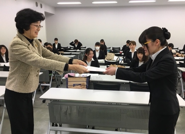 1限 表彰者の様子