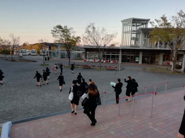 一日お疲れ様でした!